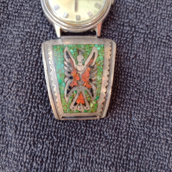 Assortment of Turquoise Jewelry - Picture 7 of 7